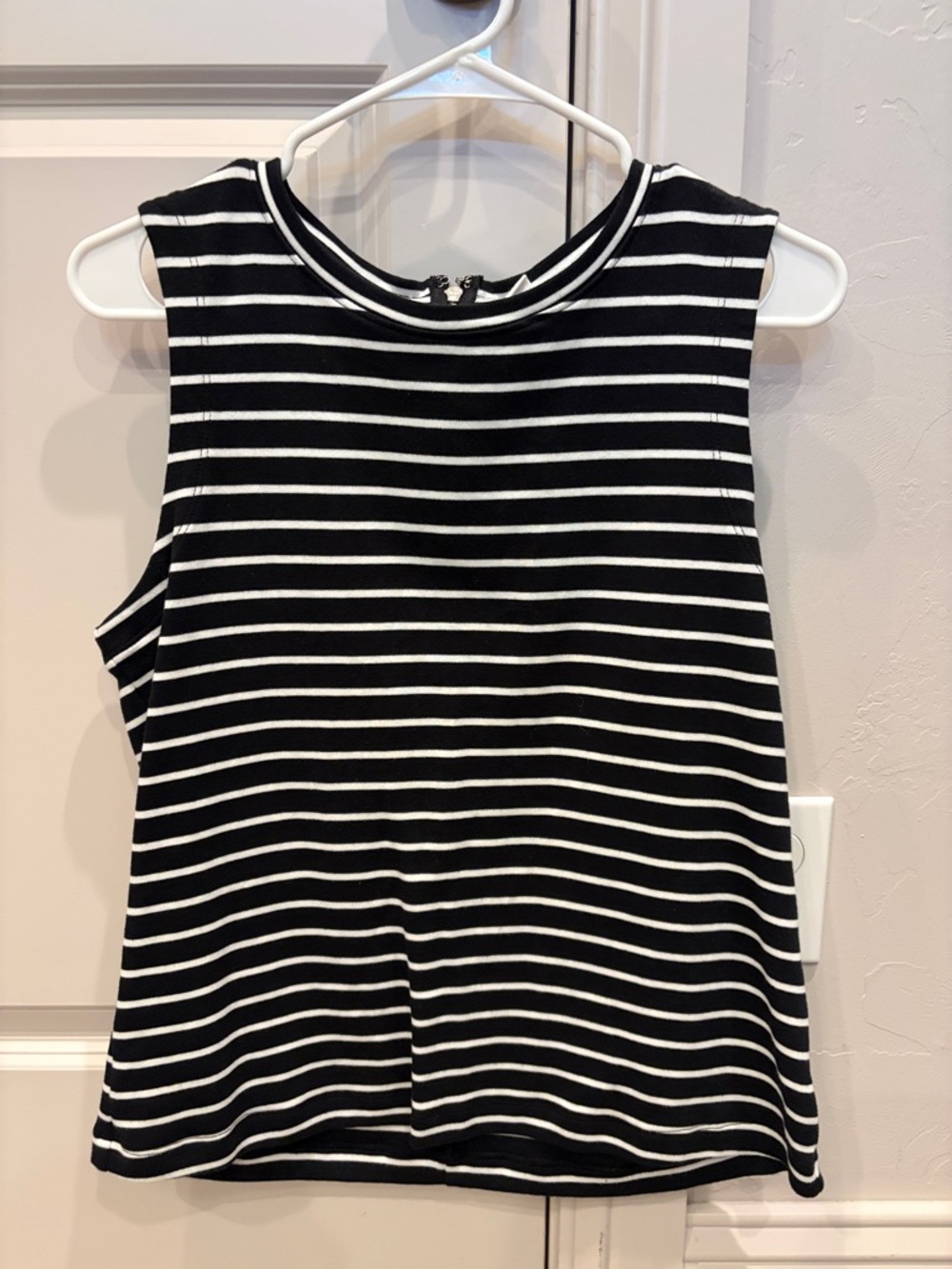 Gap Black and White Striped Sleeveless Tank Top